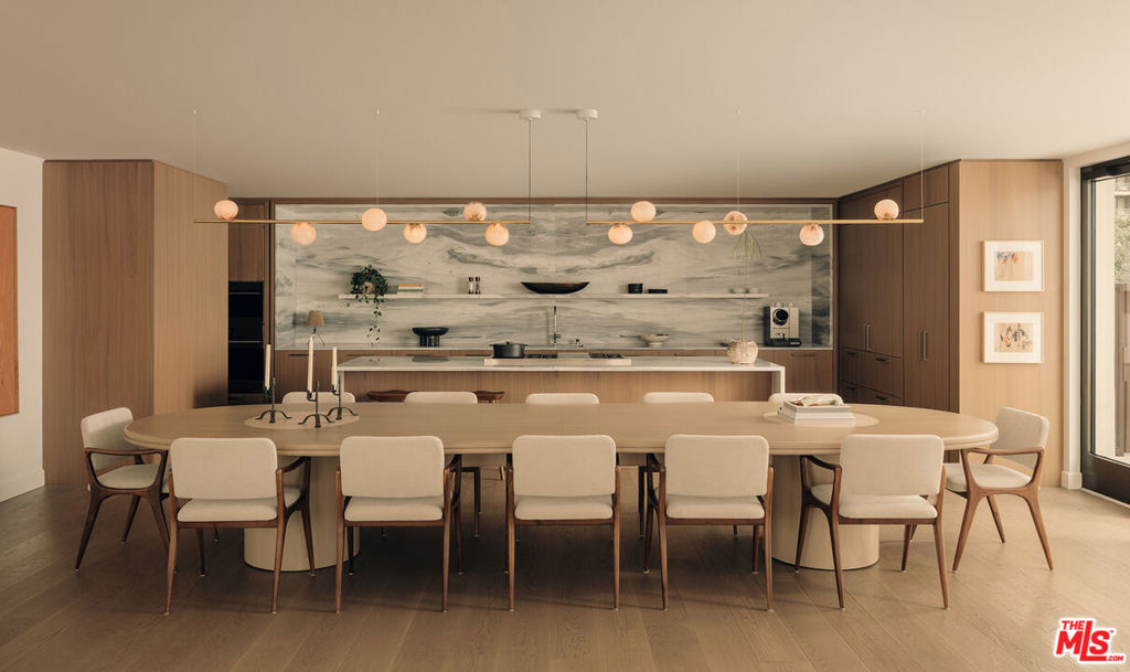 9900 S Santa Monica Boulevard 2D
