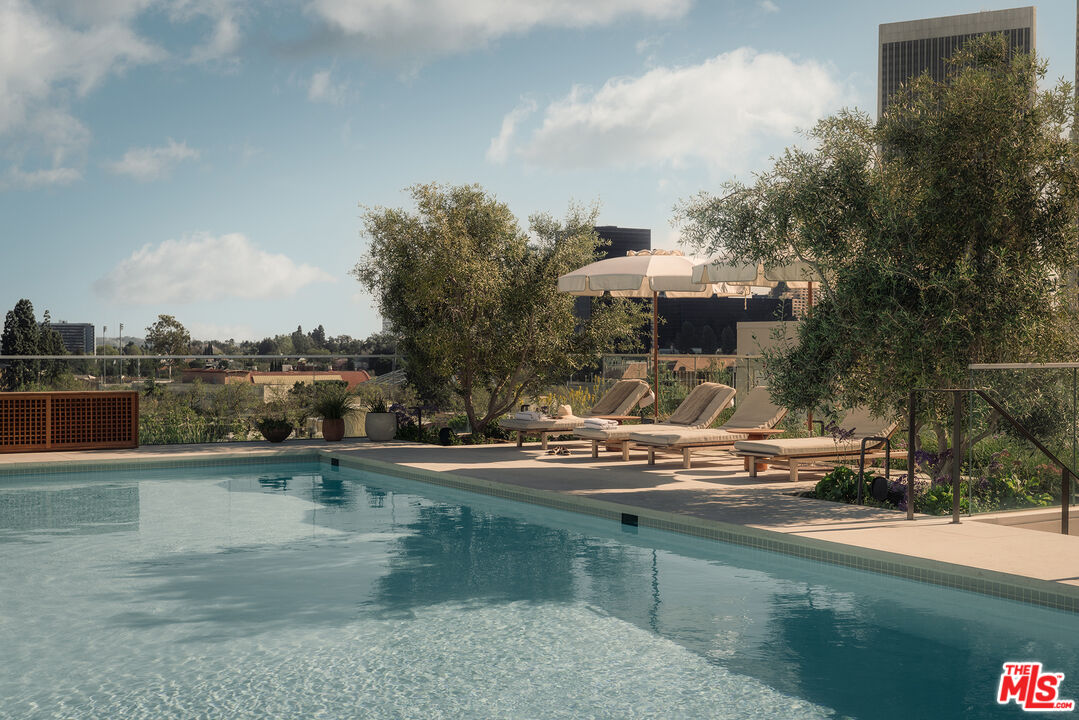 9900 S Santa Monica Blvd Unit: 2D