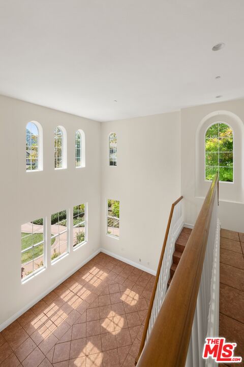 11 Turning Leaf Way