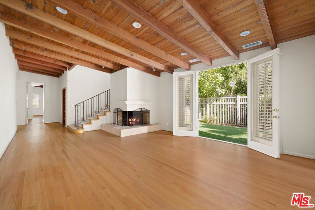 2800 Anchor Avenue