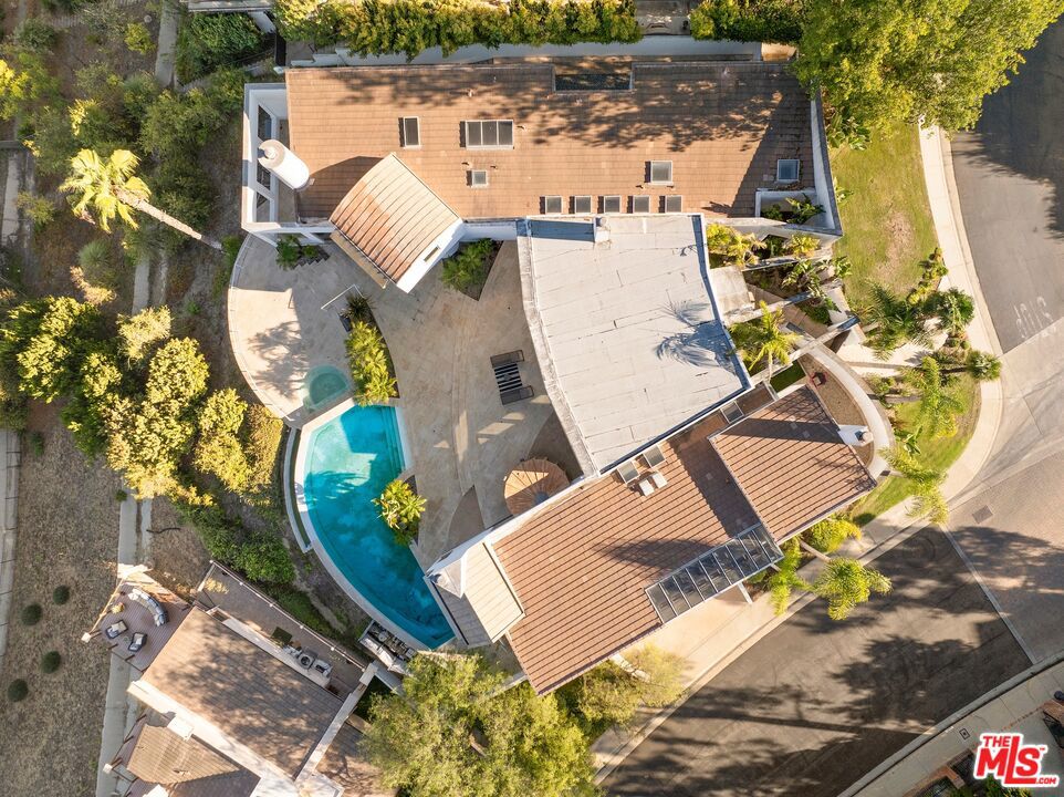 11975 Crest Place