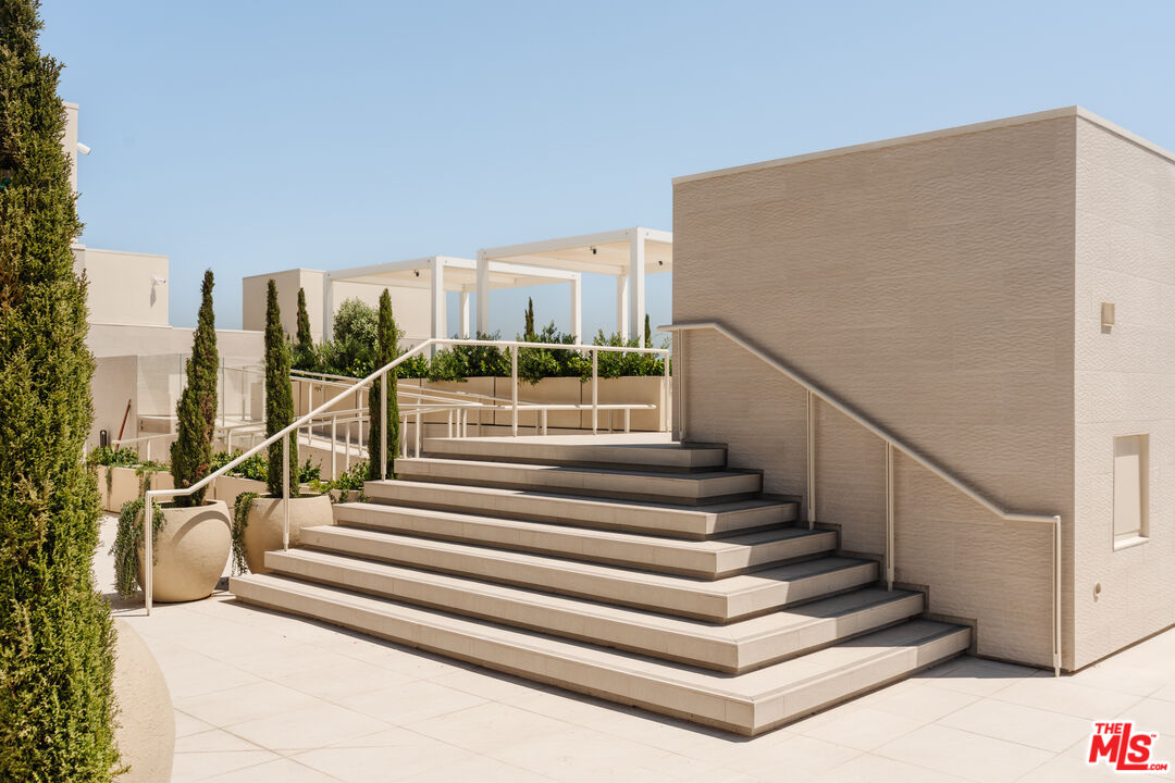 701 Ocean Ave Unit: 309