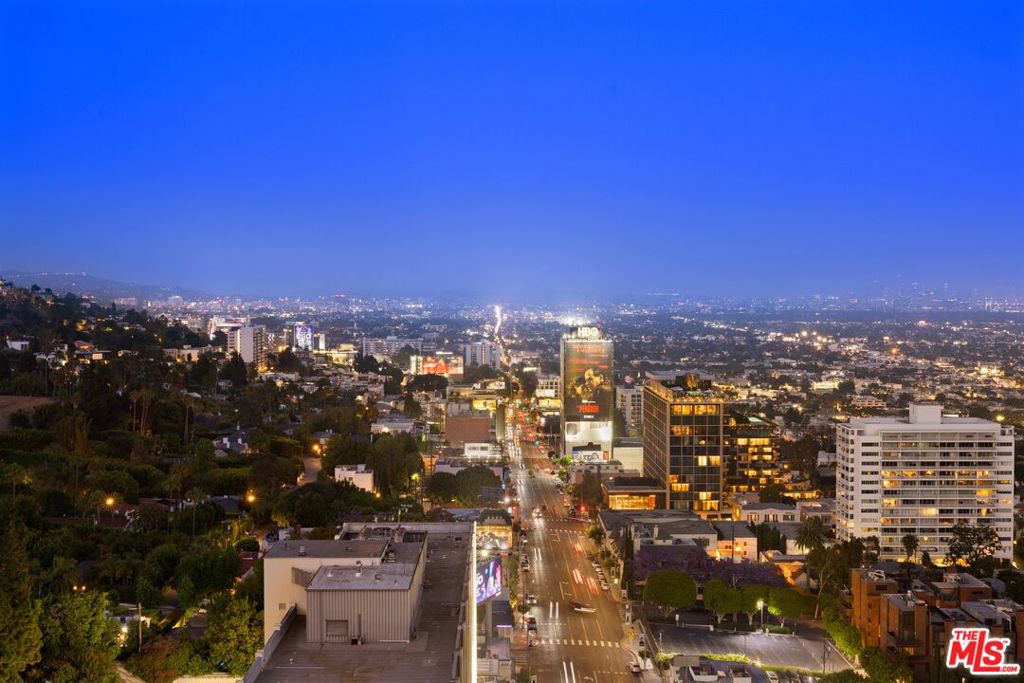 9255 Doheny Road 1406