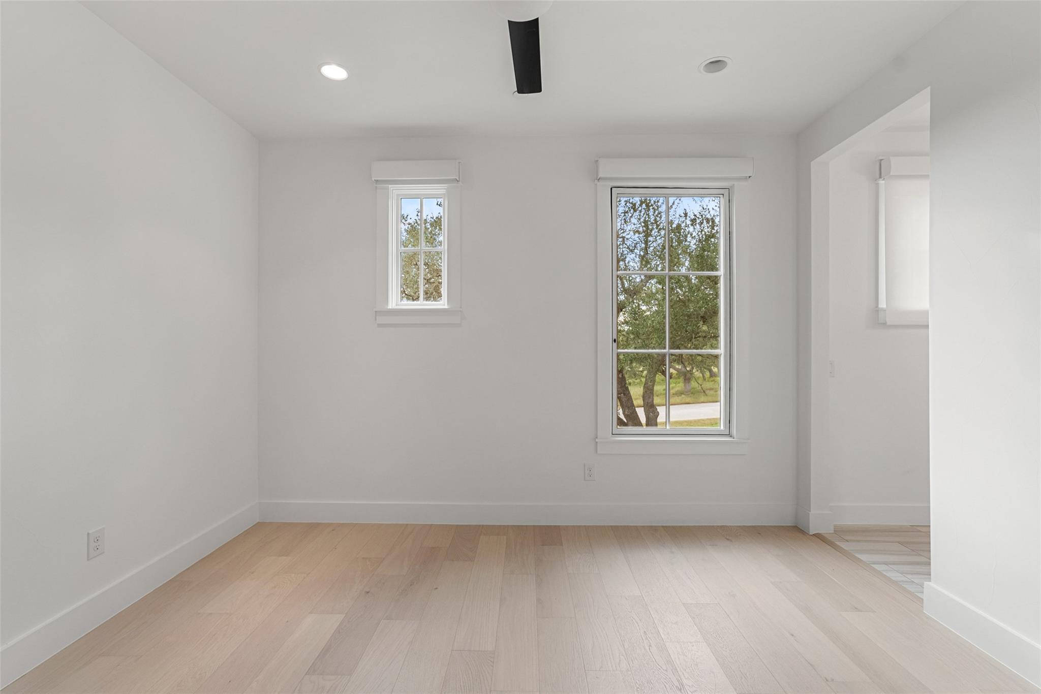 16908 Whispering Breeze