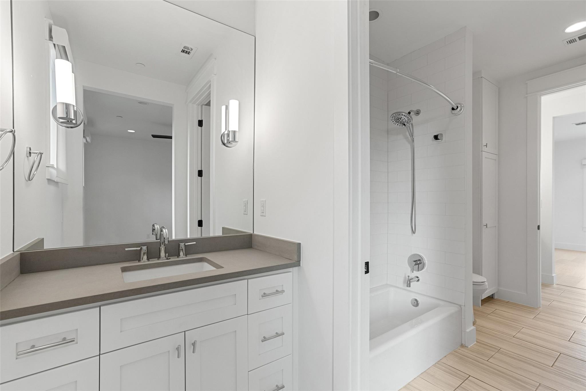 16908 Whispering Breeze