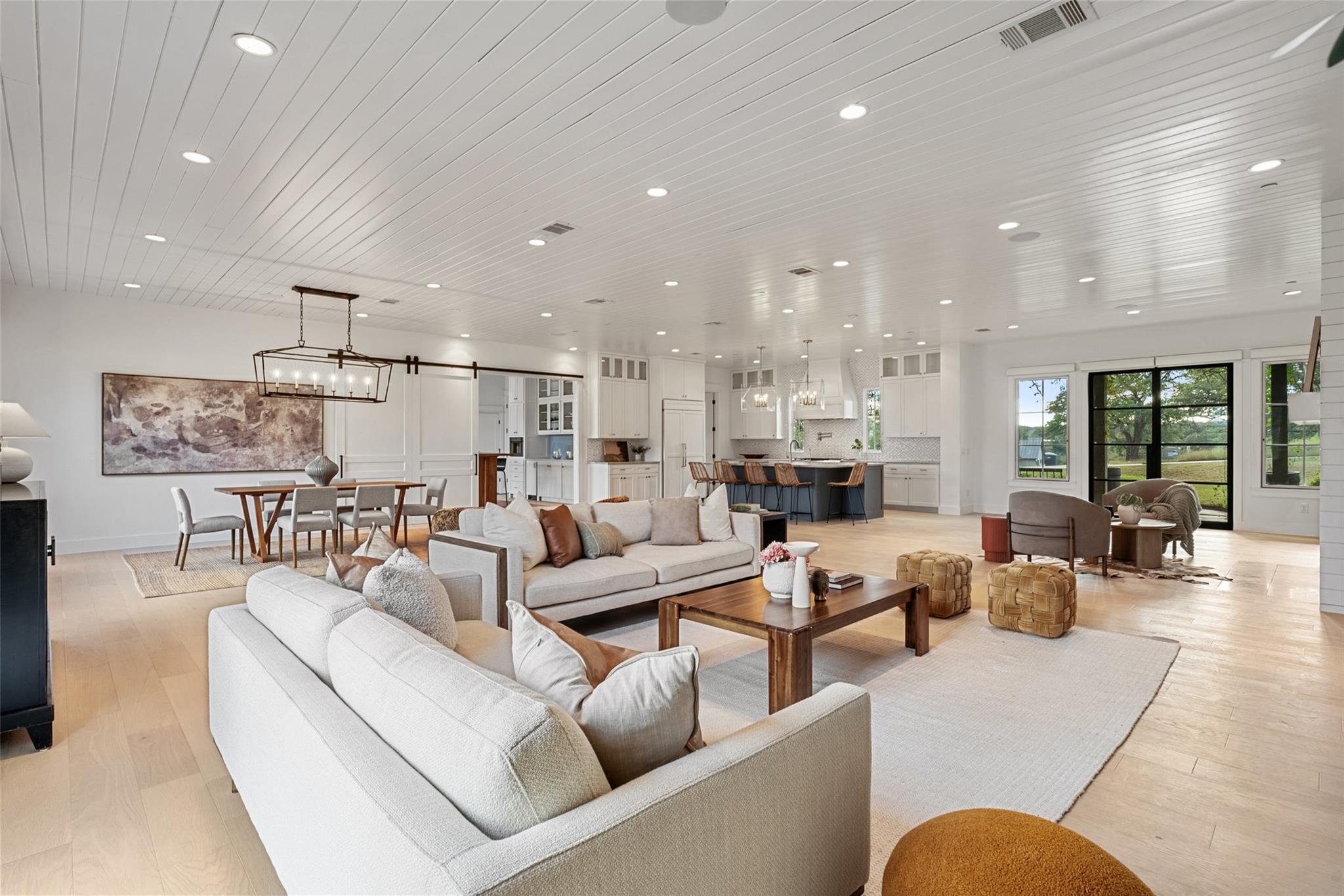 16908 Whispering Breeze