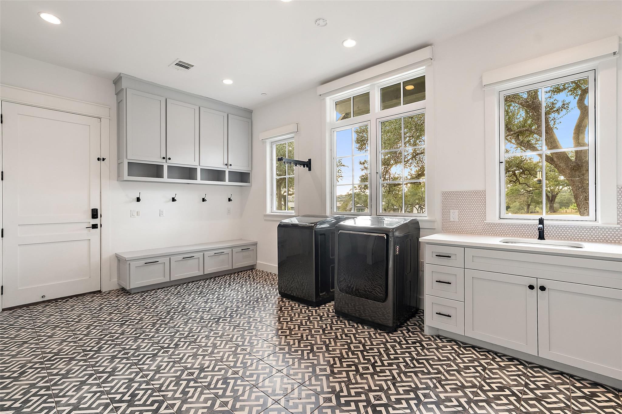 16908 Whispering Breeze