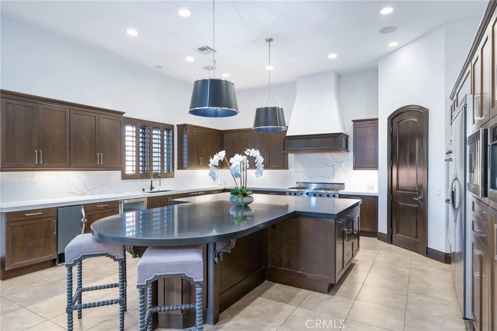 49295 Tidewater Drive