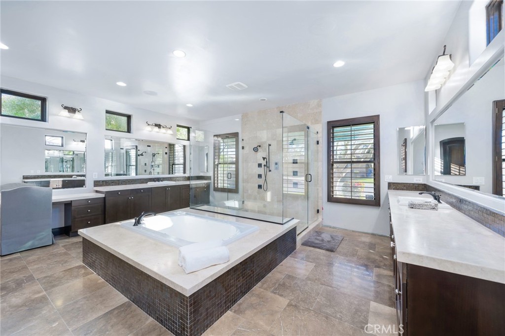 49295 Tidewater Drive