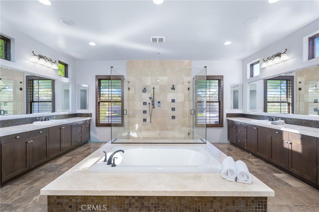 49295 Tidewater Drive