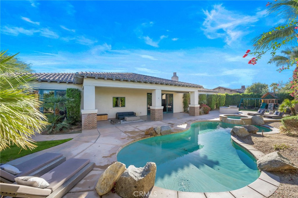 49295 Tidewater Drive