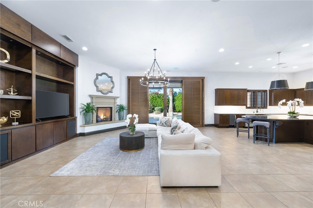 49295 Tidewater Drive