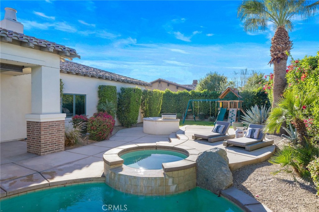 49295 Tidewater Drive