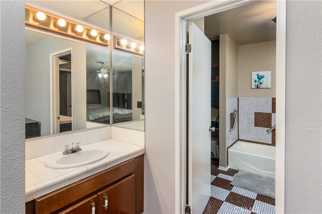 17439 Virginia Avenue W