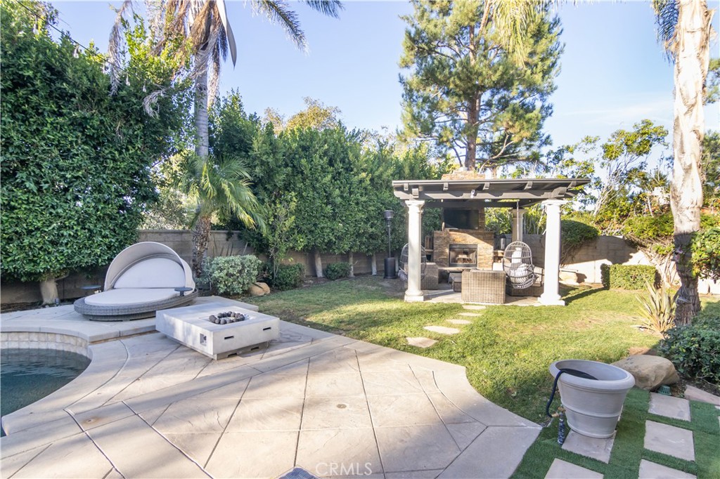 2159 Hathaway Avenue