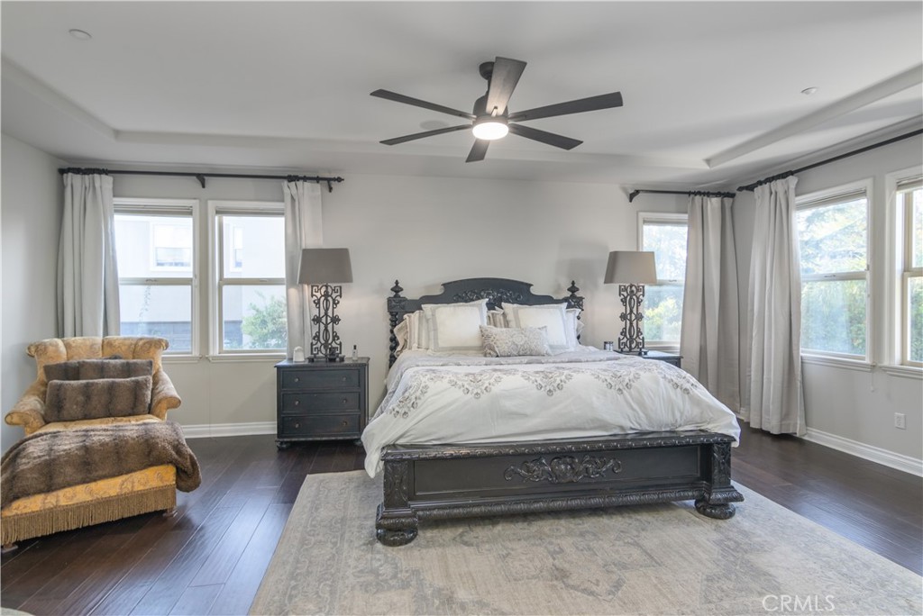 2159 Hathaway Avenue