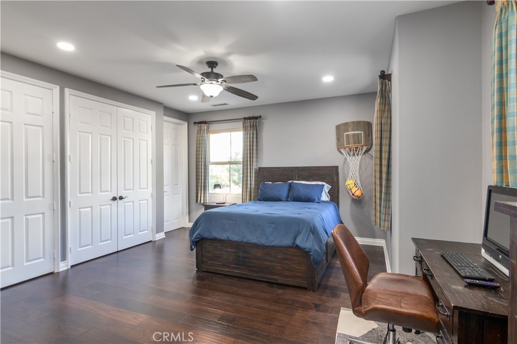 2159 Hathaway Avenue