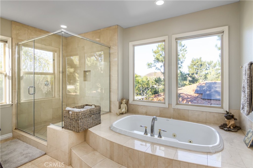 2159 Hathaway Avenue