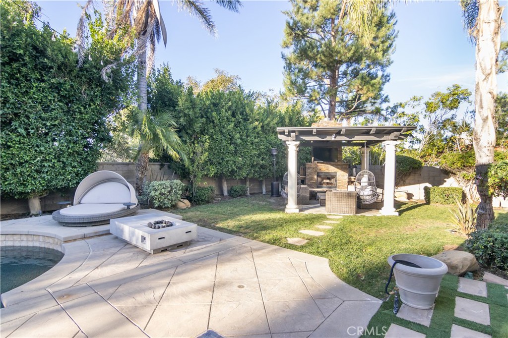 2159 Hathaway Avenue