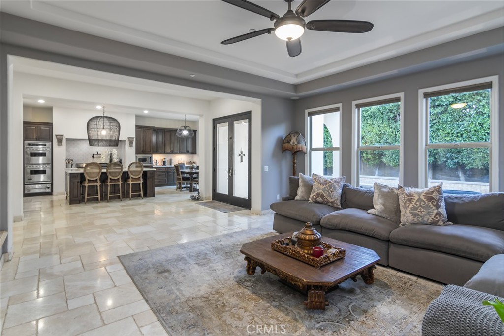 2159 Hathaway Avenue