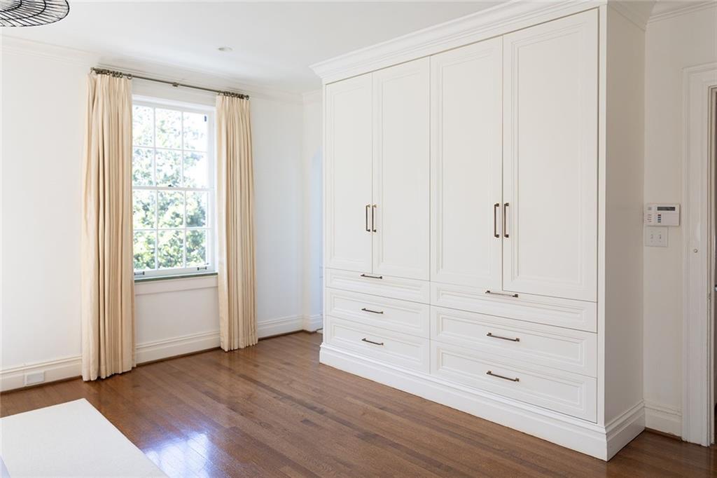 315 Peachtree Battle Avenue NW