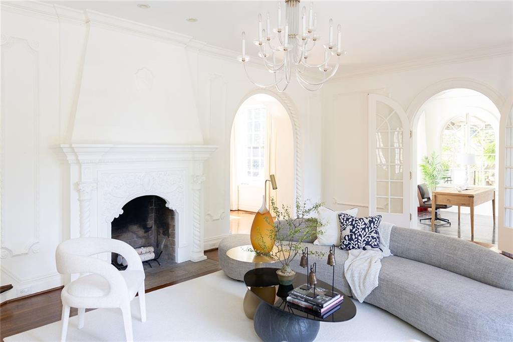 315 Peachtree Battle Avenue NW