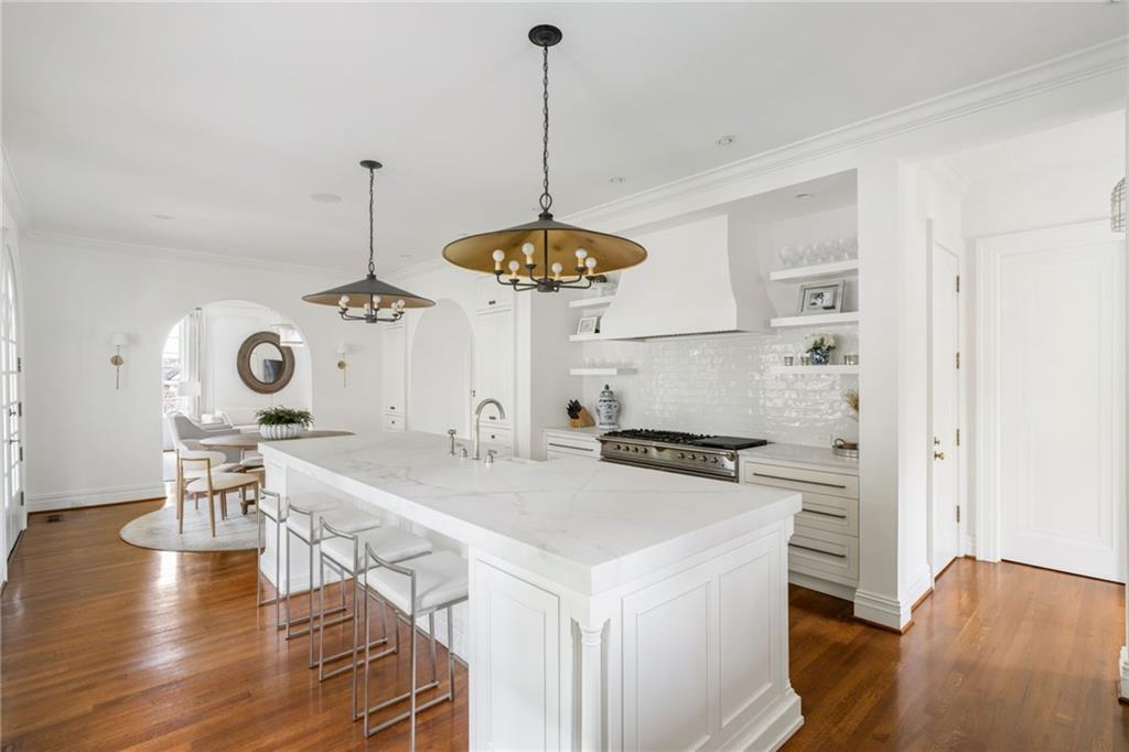 315 Peachtree Battle Avenue NW