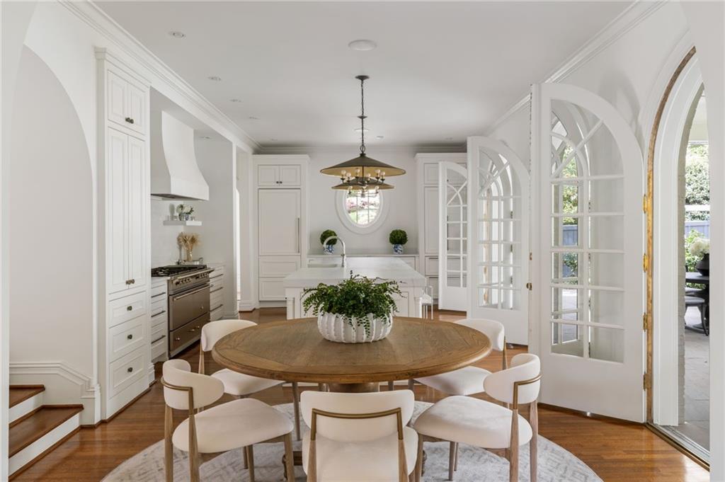 315 Peachtree Battle Avenue NW
