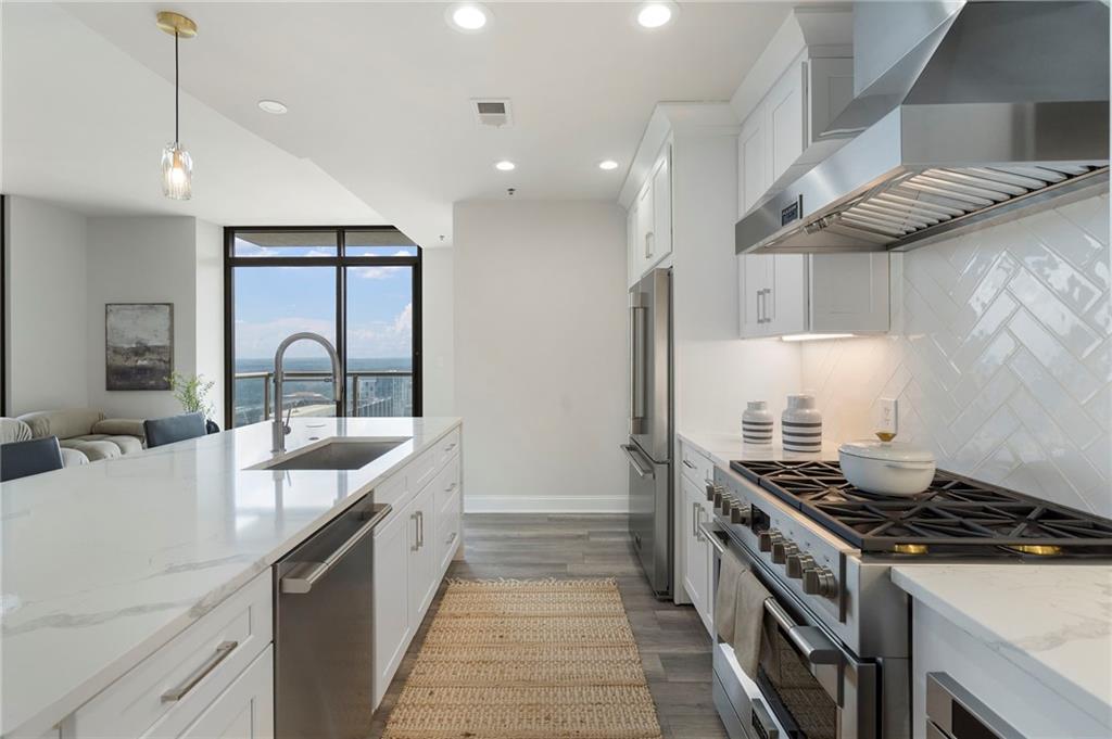 270 17th Street NW Unit 4102