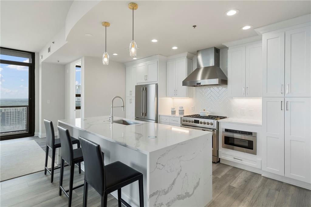 270 17th Street NW Unit 4102