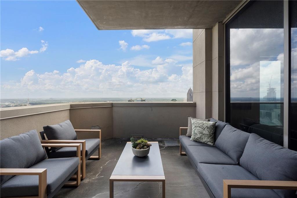 270 17th Street NW Unit 4102