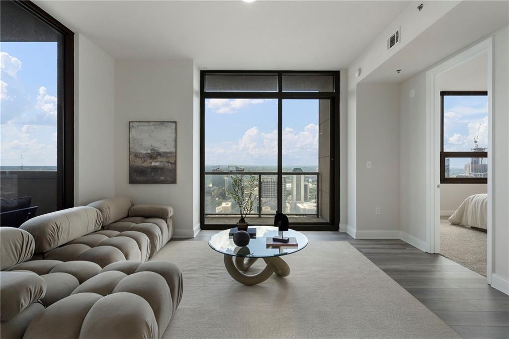 270 17th Street NW Unit 4102