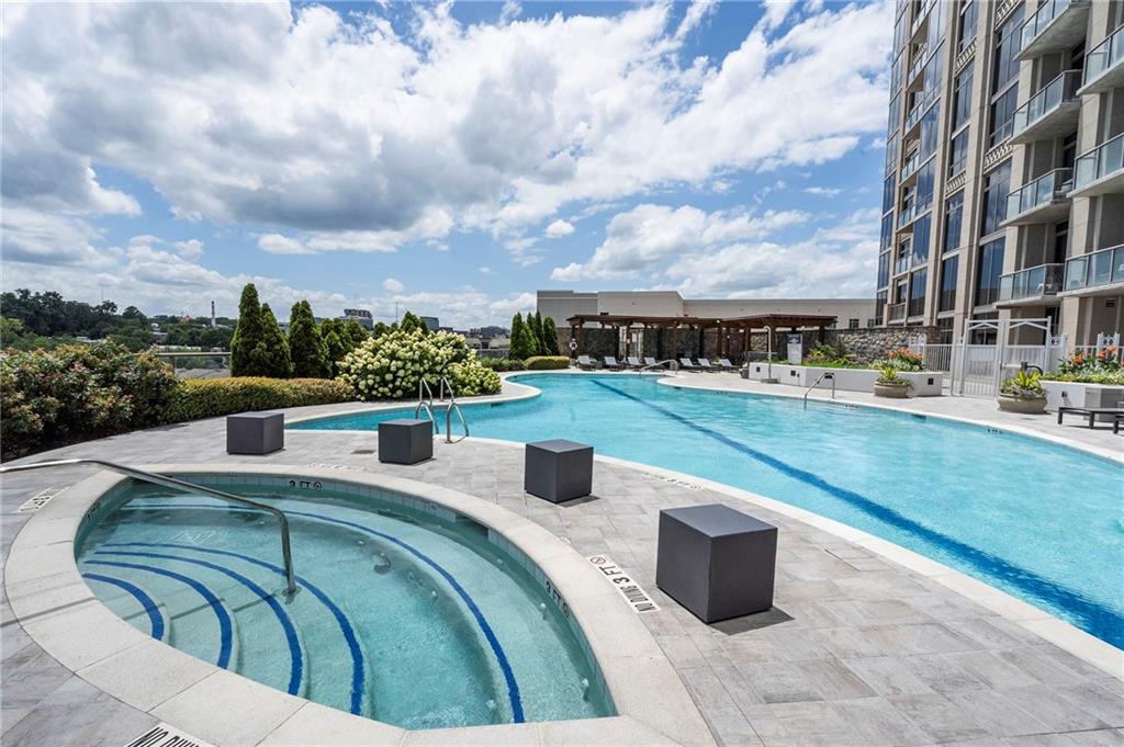 270 17th Street NW Unit 4102
