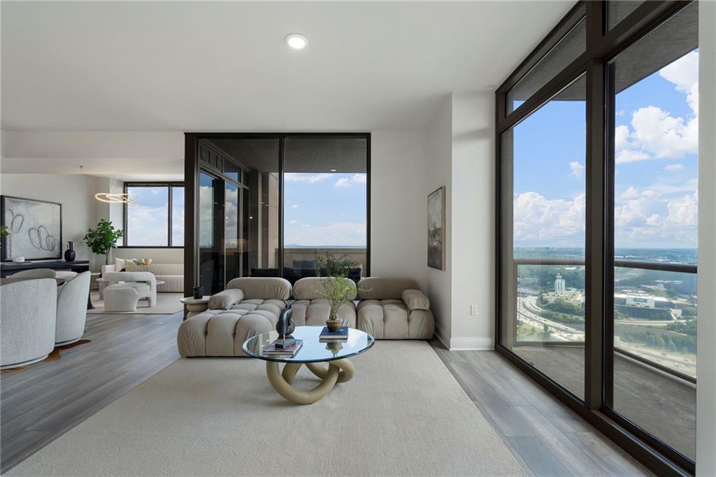 270 17th Street NW Unit 4102
