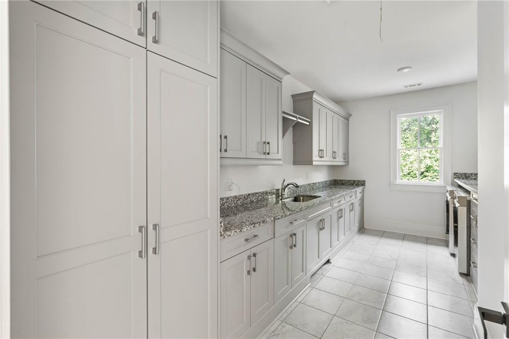 4715 Lake Forrest Drive