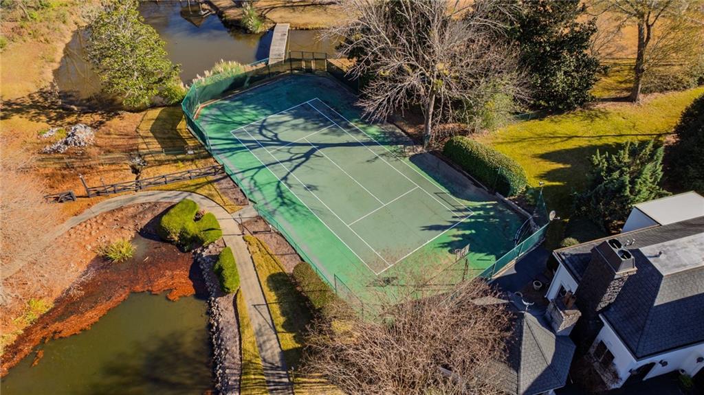 4571 Columns Drive SE