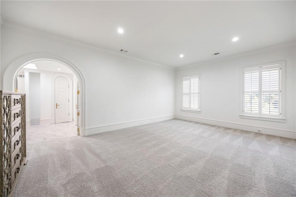 4571 Columns Drive SE