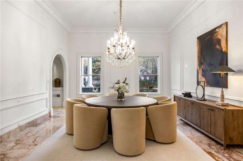 4571 Columns Drive SE