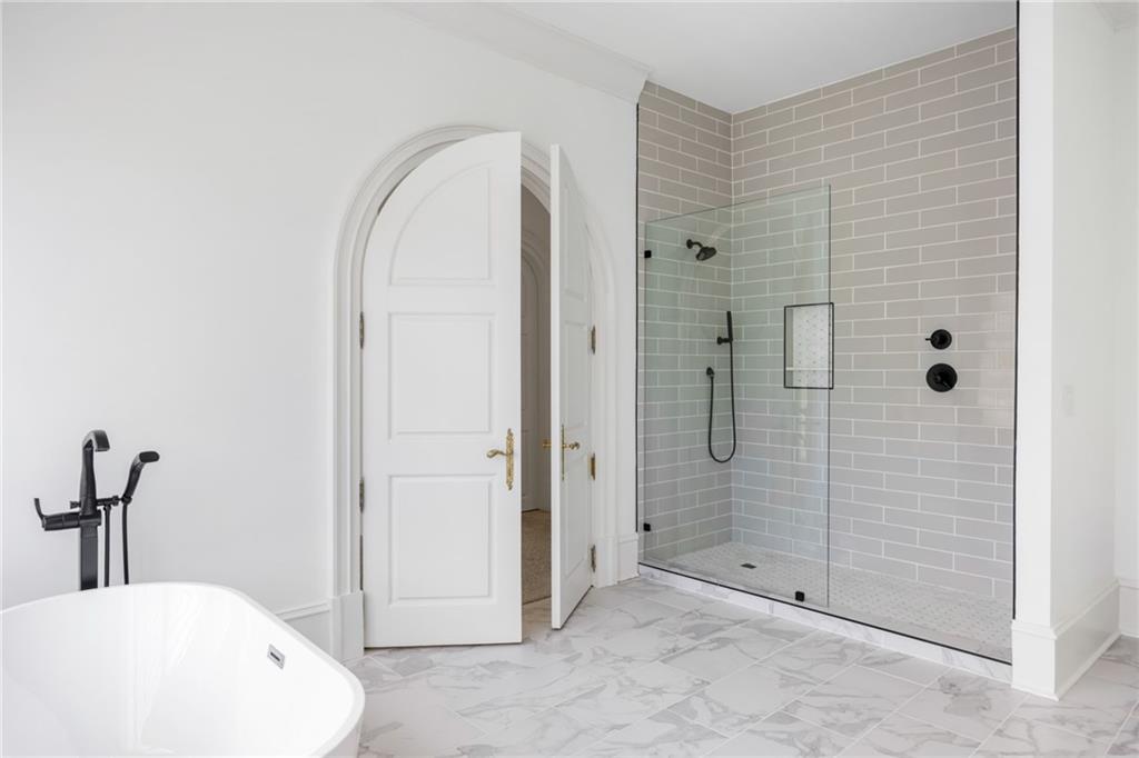 4571 Columns Drive SE