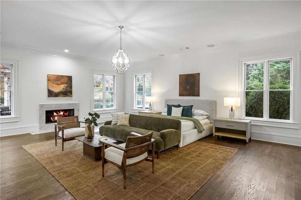 4571 Columns Drive SE