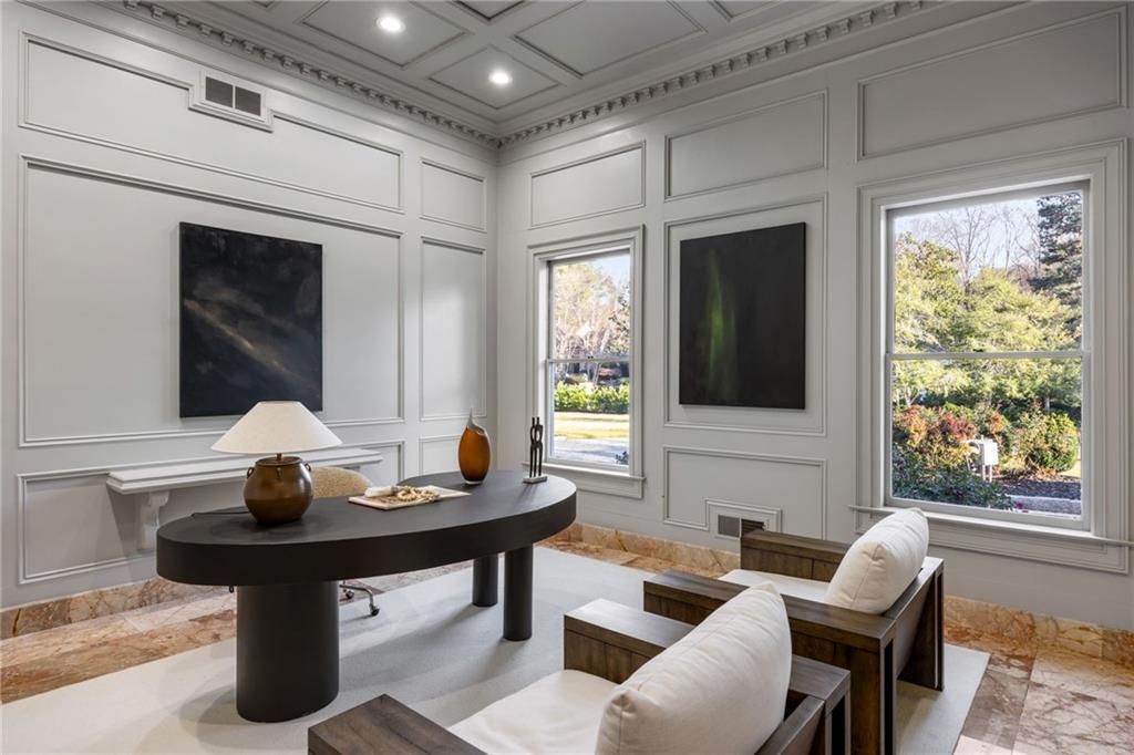 4571 Columns Drive SE