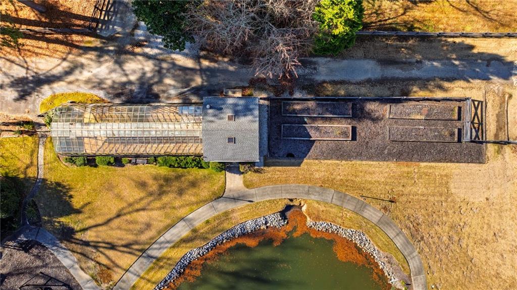 4571 Columns Drive SE