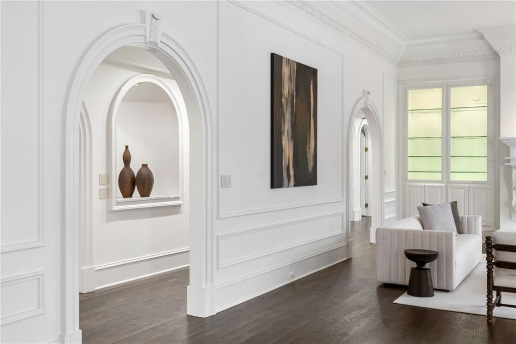 4571 Columns Drive SE