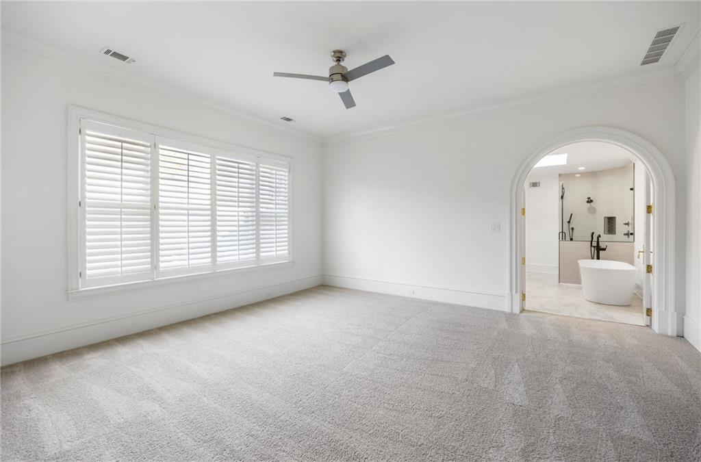 4571 Columns Drive SE