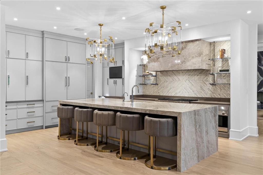 4488 Doral Circle SE