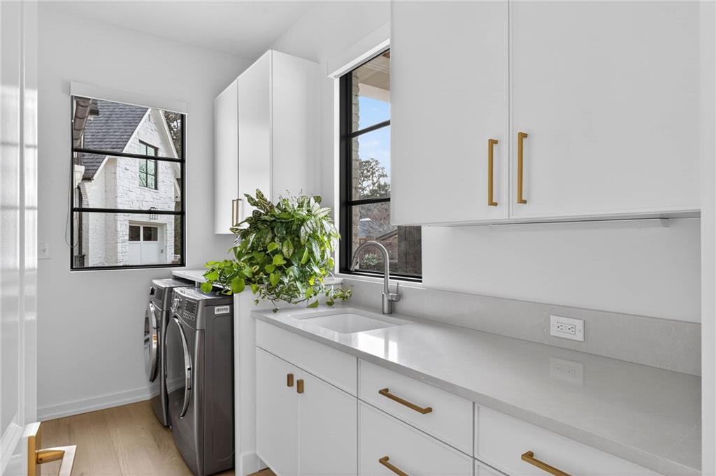 4488 Doral Circle SE