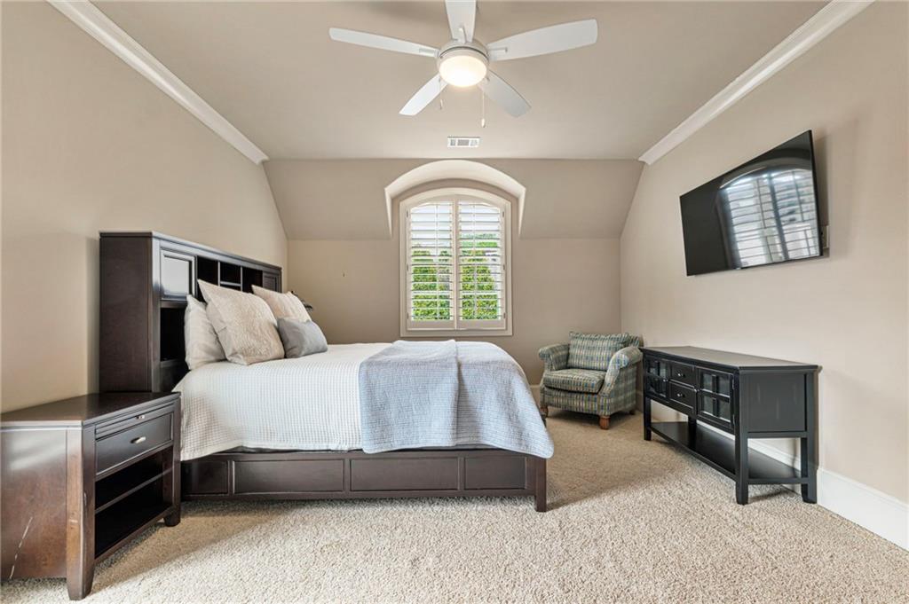 3751 Paces Lookout Circle SE