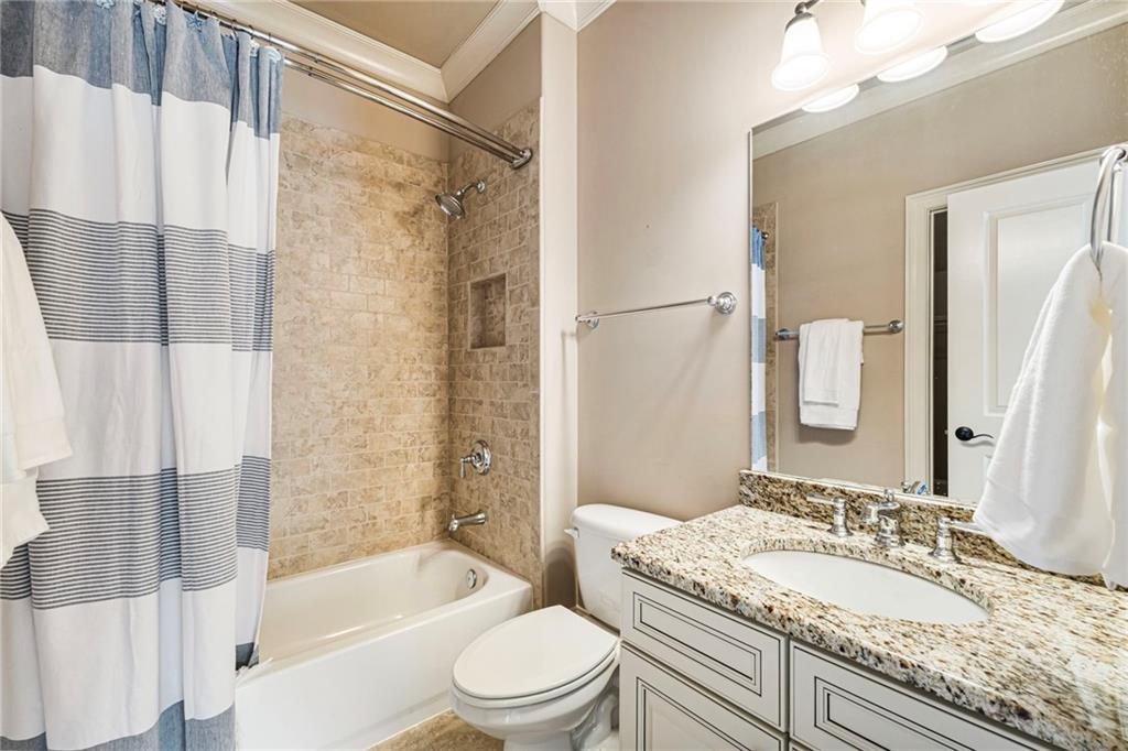 3751 Paces Lookout Circle SE