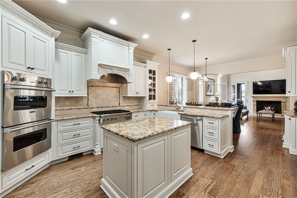 3751 Paces Lookout Circle SE