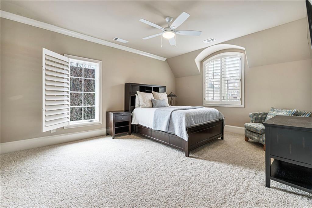 3751 Paces Lookout Circle SE